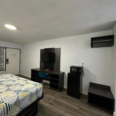 Motel 6 Greenwood, Ms Exterior photo